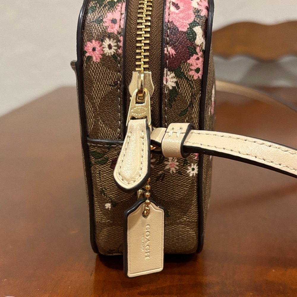 Coach Signature Evergreen Khaki Multi‎ Floral Camera/Crossbody Bag - Picture 8 of 16